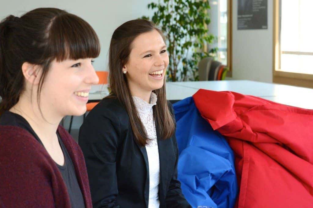 Stipendiatinnen zu Besuch im Büro_4